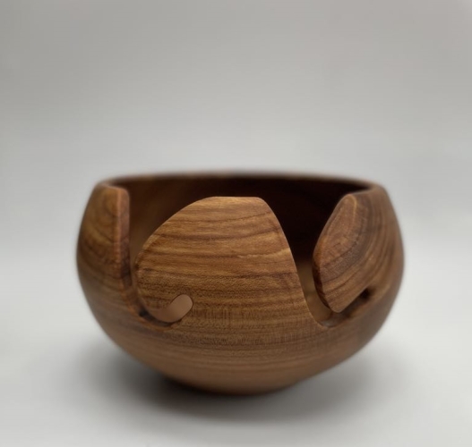 Strikkeskål i kirsebær, Ø 25 cm H 12 cm